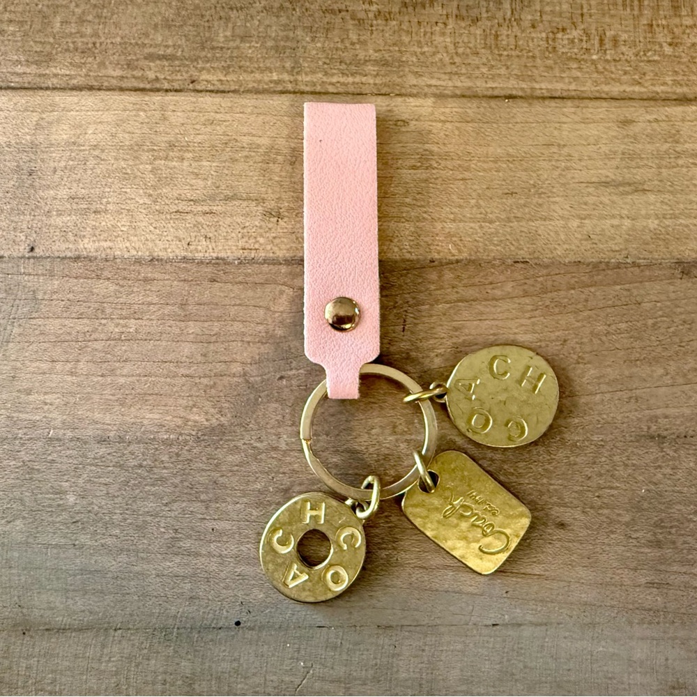 Coach Limited Edition Y2K Brass Gold Hammered Coins on Unbranded Fob - Picture 4 of 5